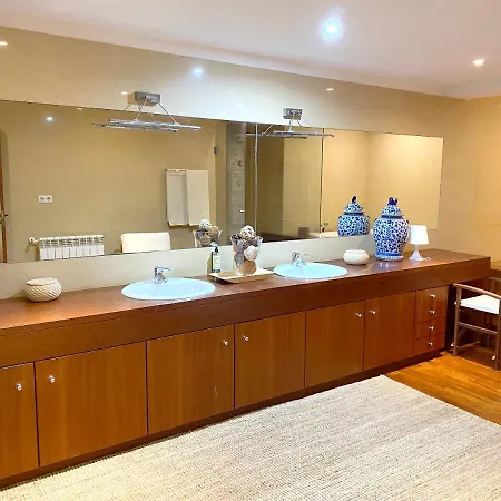 Welcoming House: Retreat With Shared Pool Holiday home *