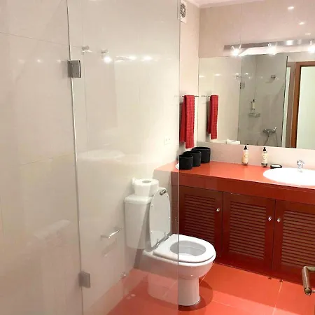 Welcoming House: Retreat With Shared Pool Holiday home *