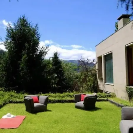 Welcoming House: Retreat With Shared Pool Holiday home Santa Cruz do Douro