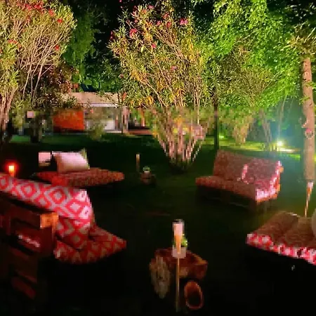 Welcoming House: Retreat With Shared Pool Holiday home