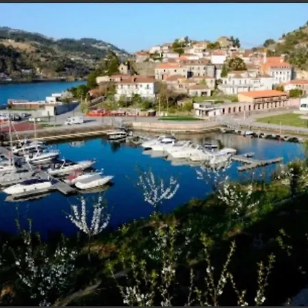 Welcoming House: Retreat With Shared Pool * Santa Cruz do Douro