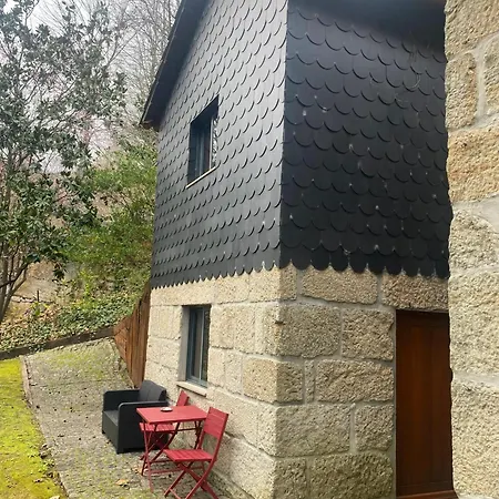 Welcoming House: Retreat With Shared Pool Santa Cruz do Douro